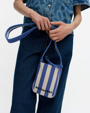 Tasche KNITTED PHONE POCKET MERIROSVO